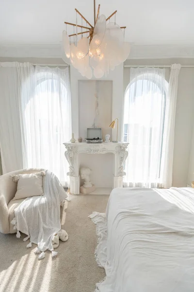 Gentle Cozy Bright Apartment Huge Panoramic Windows Sunlight Bedroom Soft — Stock Photo, Image