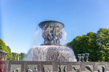 Moskova, Rusya 'daki Ulusal Müze' nin önündeki çeşme..