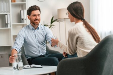 Psikologla seans. Dolapta..