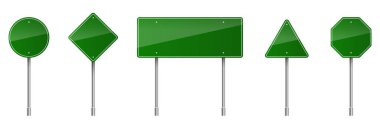 Yeşil yol işaretleri. Boş trafik işaretleri, otoyol tahtaları, tabelalar ve tabelalar. Beyaz arka planda izole edilmiş gerçekçi trafik işaretleri. Vektör
