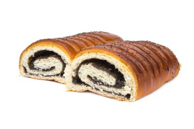 Beyaz zemin üzerinde izole haşhaşlı turta ürünü