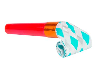 Parti önleyici ıslık çalan şenlik çığlıkları beyazın üzerinde izole edilmiş.