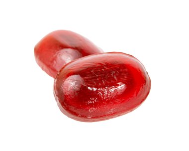 Beyaz arkaplanda renkli şekerler