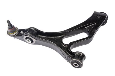 Beyaz arka planda bir aracın yeni süspansiyon kolu. Yeni süspansiyon, beyaz arka planda izole edilmiş aracın daha düşük kontrol kolu