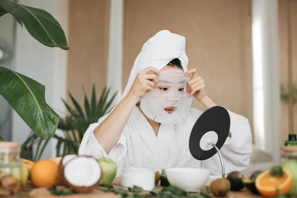 Attractive Asian Woman Looking Mirror Sitting Table Ingredients Homemade Cosmetics — Stock Photo, Image