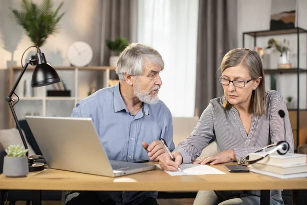 Middle Aged Lady Glasses Putting Information While Senior Male Finding — Stock Photo, Image