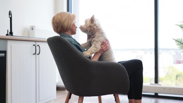 Close View Happy Woman Closed Eyes Cuddling Furry Pet While — Stock Video