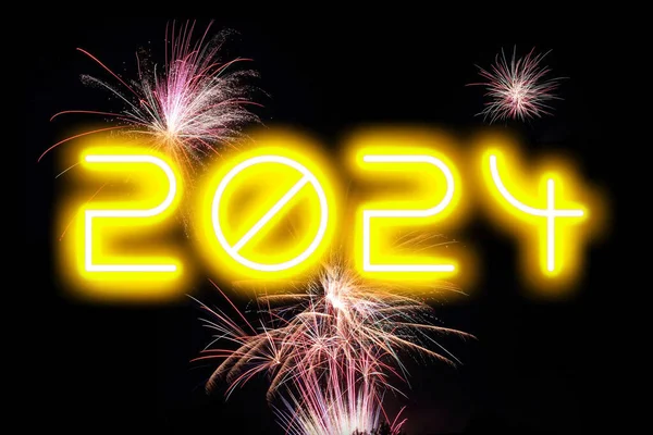 2024年新年的旗帜 背景是黑色的烟火 — 图库照片
