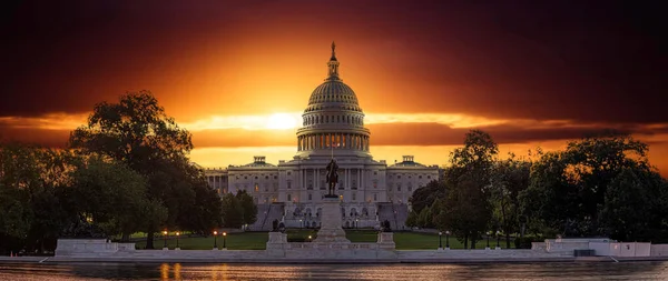 Panoráma Kép Capitolium Egyesült Államok Capitolium Reflektáló Medence Reggelente Fény — Stock Fotó