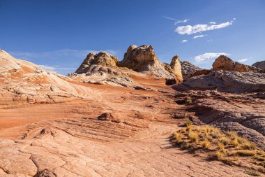 Arizona 'daki Vermillion Cliffs Ulusal Anıtı' ndaki Ak Cepte kara oluşumları.