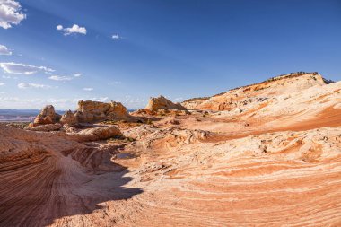 Arizona 'daki Vermillion Cliffs Ulusal Anıtı' ndaki Ak Cepte kara oluşumları.