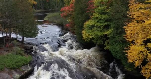 Sonbahar Boyunca New York Kuzeyindeki Adirondacks Long Lake Yakınlarında Güzel — Stok video