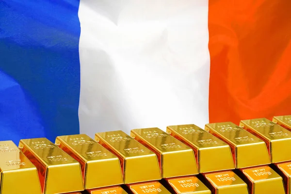 Σειρά Από Λαμπερές Χρυσές Ράβδους Στο Φόντο Της Γαλλικής Σημαίας — Φωτογραφία Αρχείου
