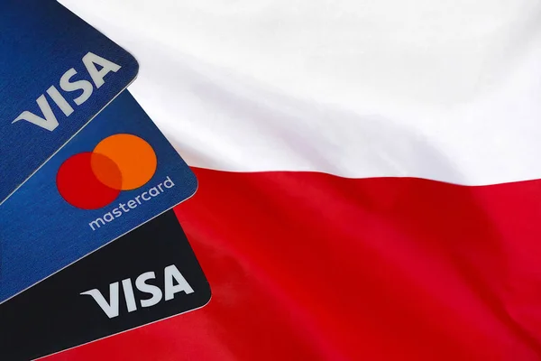 Флаг Польши Visa Card Mastercard Дебетовые Карты Марта 2022 Года — стоковое фото
