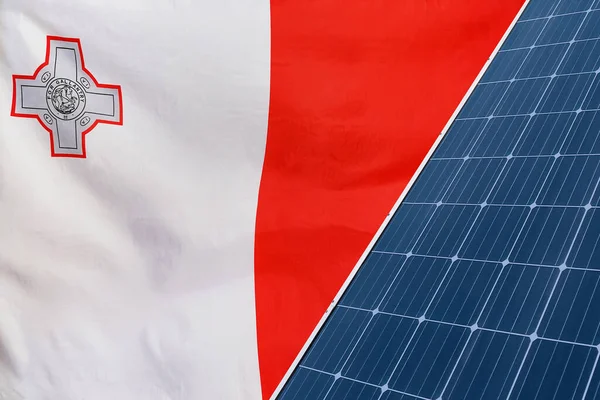 Солнечные Панели Фоне Флага Мальты Солнечная Батарея Генерирует Чистое Электричество — стоковое фото