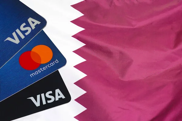 Katarská Vlajka Visa Karta Mastercard Debetní Karty Března2022 Tel Aviv — Stock fotografie