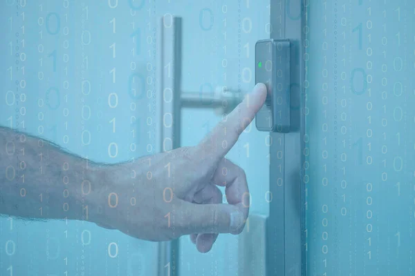 Türöffnung Mit Fingerabdruck Auf Binärcode Hintergrund Fingerabdruck Als Identifikationsmethode Auf — Stockfoto