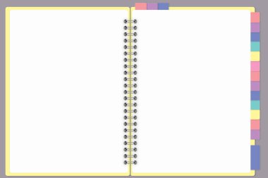 Spiral klasör defteri, beyaz kağıtlı günlük şablonu. Boş not defteri planlayıcısı maketi. boş ve açık sayfalı bir dizüstü bilgisayar 