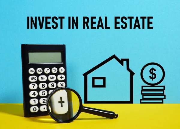 Invest Real Estate Est Affiché Utilisant Texte — Photo
