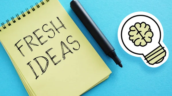 Fresh Ideas Shown Using Text Picture Light Bulb Brain — Stock Photo, Image