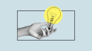 Kadın eli ve ampullü kolaj yeni bir fikir ifade ediyor. Aklıma bir fikir geldi. Yaratıcı hayal gücü. Reklam için kopyalama alanı olan modern sanat