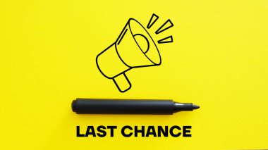 Son şans bir metin ve hoparlör resmi kullanılarak gösterilir