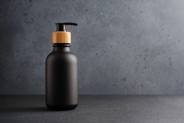 Černá Láhev Dávkovacím Čerpadlem Tekuté Mýdlo Gel Krém Šampon Další — Stock fotografie