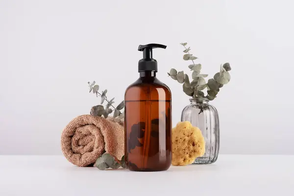 Conjunto Productos Baño Bienestar Para Bienestar Saludable Botella Dispensadora Transparente Fotos De Stock