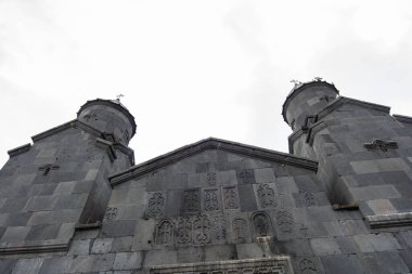 Hıristiyan kilisesi. Eski kilise Basalt 'tan inşa edilmiştir. Ermeni Kilisesi Tegher