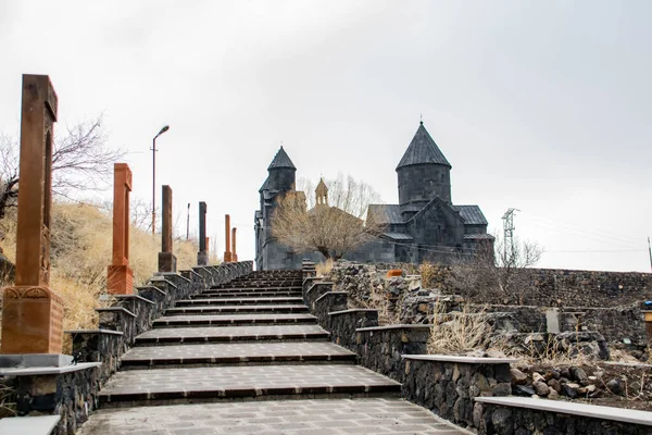 Des Escaliers Mènent Monastère Khachkars Église Eglise Arménienne Tegher — Photo