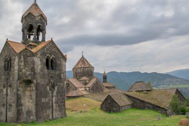 Hıristiyan kilisesi. Haghpat manastırı kompleksi. Ermenistan 'daki Apostolik Kilisesi. Kilise mimarisi, kemerler ve kubbe