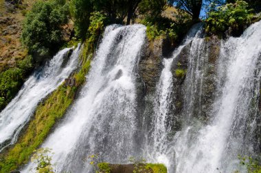 plitvice gölleri şelaleler