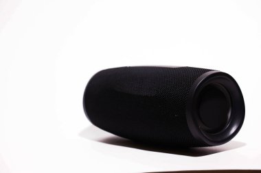 Siyah deri hoparlör.