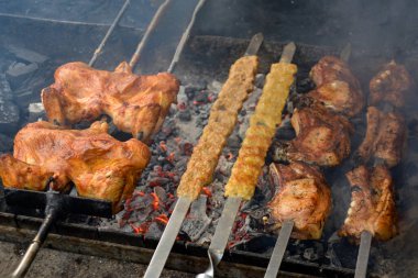 Tavuk kanadı, ızgarada kızartılmış, tavuk, tavuk, tavuk, tavuk eti, ızgarada kızarmış tavuk kanadı.