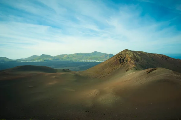 Uitzicht Het Vulkanische Landschap Van Timanfaya National Park Het Canarische Stockfoto