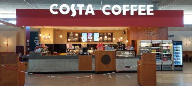 El Matorral, İspanya, 16 Şubat 2024: Illustrative Editorial: İngiliz kahve zinciri Costa Coffee hakkında görüş