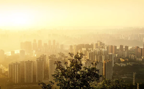 Μια Πόλη Στην Ομίχλη Chongqing Είναι Στη Δυτική Κίνα Και — Φωτογραφία Αρχείου