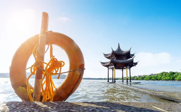 Cinese Antico Padiglione Sul Lago Ovest Hangzhou — Foto Stock