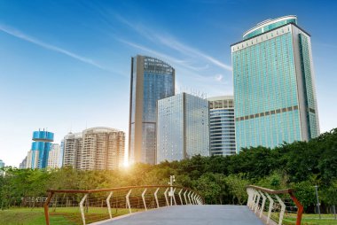 Çim, Çin Haikou bulunan gökdelen.