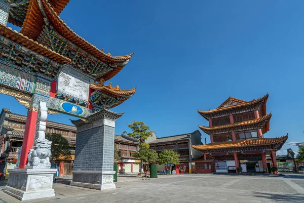 Арка Является Традиционным Архитектурным Произведением Эмблемой Города Куньмин Юнань Китай — стоковое фото