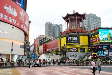 Changsha, ÇİN-SEPTEMBER 22. 2023: Taiping Caddesi antik Changsha şehrinin en eksiksiz caddesi.