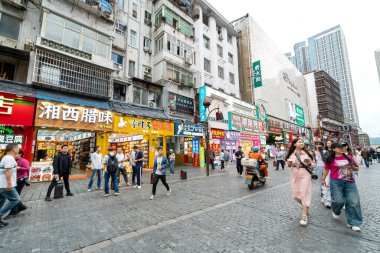 Changsha, ÇİN-SEPTEMBER 22. 2023: Taiping Caddesi antik Changsha şehrinin en eksiksiz caddesi.
