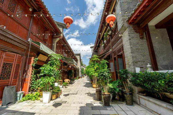 Edifícios Históricos Hutong Uma Rua Velha Kunming Yunnan China Fotos De Bancos De Imagens