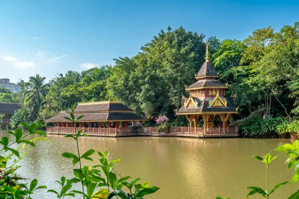 Manting Park Ist Der Kaiserliche Garten Des Dai Königs Xishuangbanna Stockbild