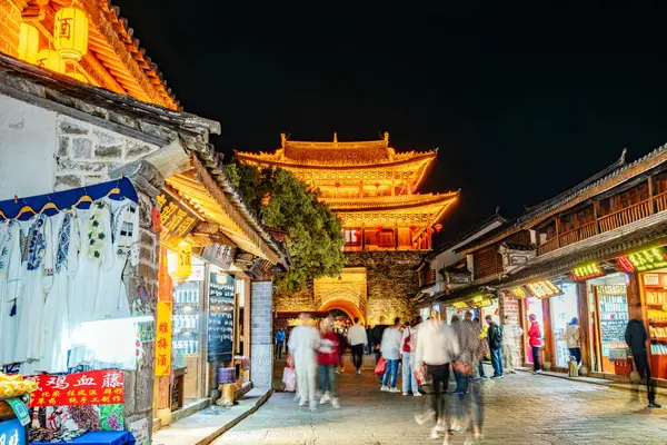 中国大理 2023年10月18日 中国大理古城 大理是八至九世纪南寨市和大理王国的古都 也是中国的主要旅游胜地 图库图片