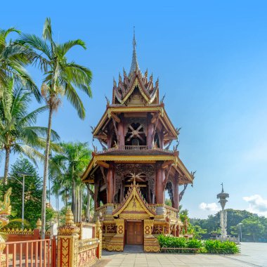 Güzel binalar eski tapınaklarda Xishuangbanna, Yunnan, Çin.