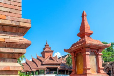 Xishuangbanna 'da Dai tarzı mimari, Yunnan, Çin.