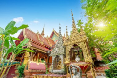 buddha ve Budist xishuangbanna, Çin sarayında bir rakam