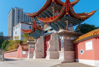 Şehrin tarihi binaları, Qujing, Yunnan, Çin.