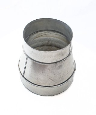 Beyaz izole arkaplanda yuvarlak kanallar için çapı geçiş